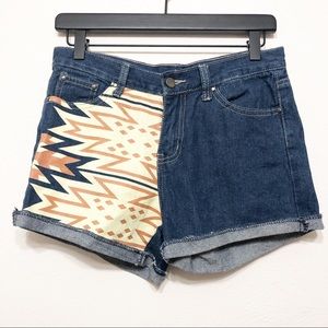 Ellison Rolled Hem Front Aztec Print Shorts - S
